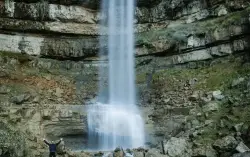 Экскурсия в Хунзах, на водопад Тобот и каменную чашу